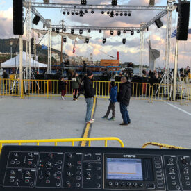 &Kappa;&alpha;&lambda;&omicron;&beta;&iota;&delta;&omicron;ύ&rho;&eta;&sigmaf; &Sigma;&upsilon;&nu;&alpha;&upsilon;&lambda;ί&epsilon;&sigmaf; Sound & Light &Beta;ό&lambda;&omicron;&sigmaf; 56